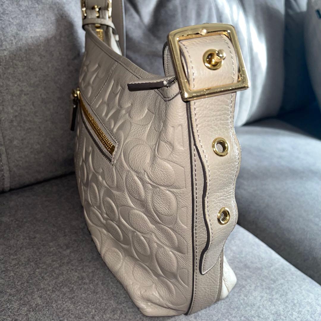 美品　正規品　COACH シグネチャー　ショルダーバッグ　レガシー　ベージュ