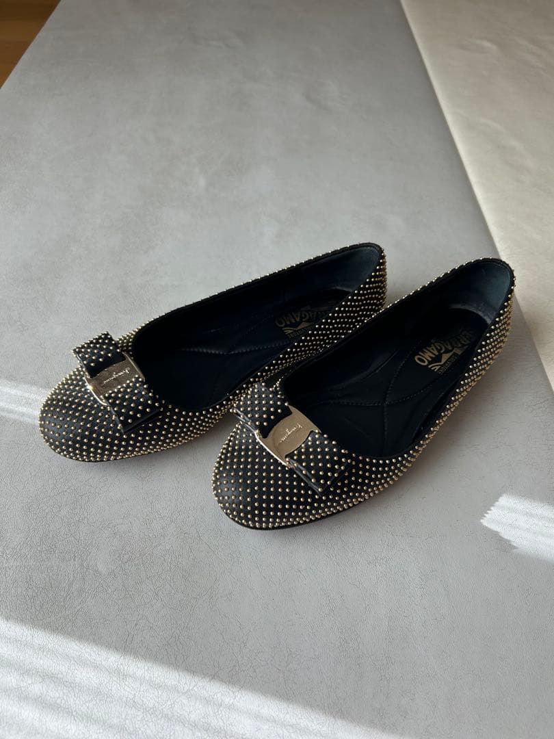 【専用】フェラガモ スタッズ　バレエシューズ　36.5