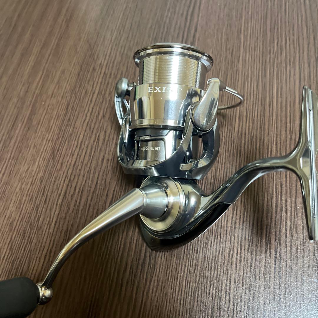 美品 DAIWA 22 EXIST イグジスト LT2500S