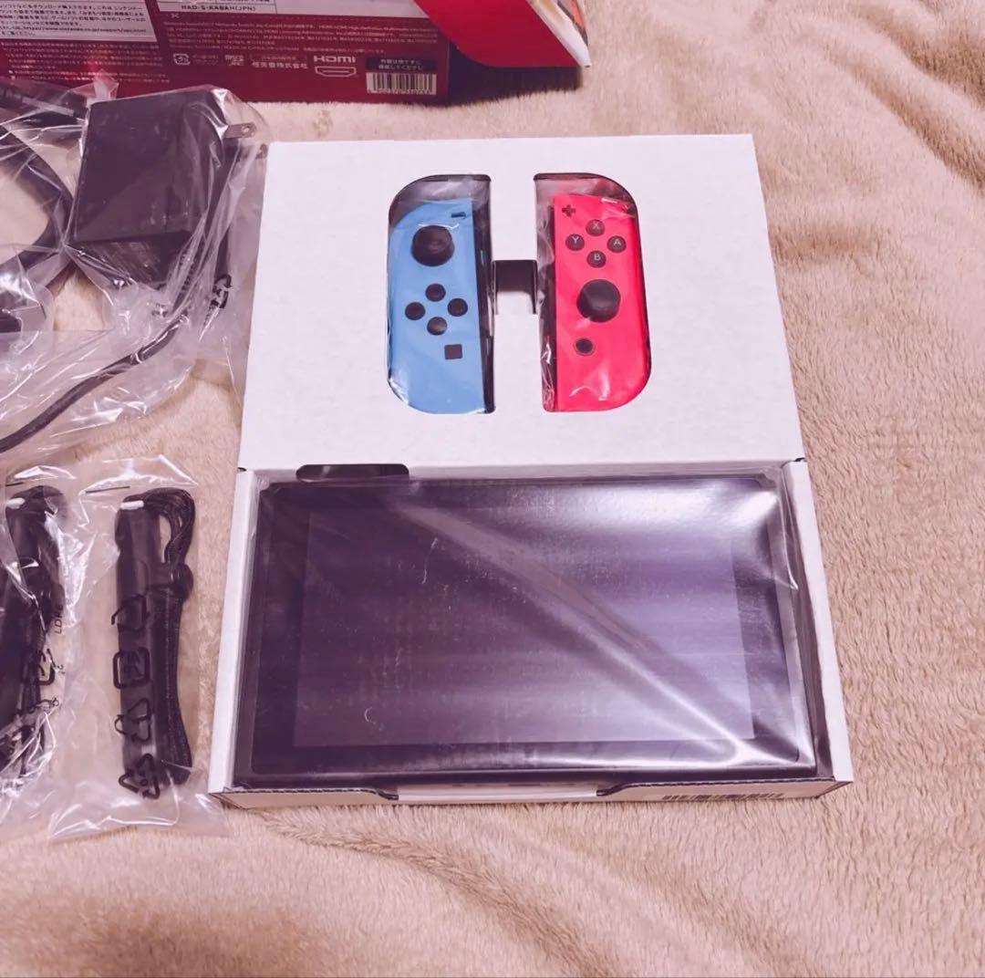 ✩【新品未使用】Nintendo Switch 本体 ✩