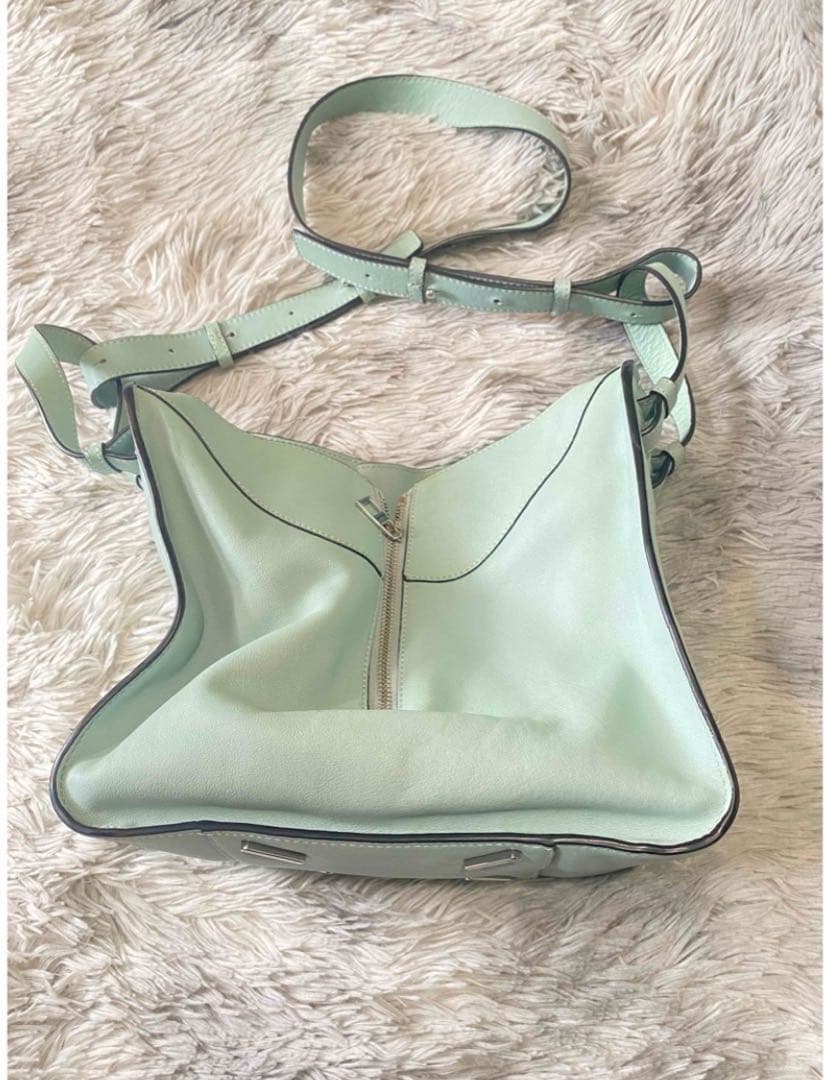 LOEWE ハンモック スモール ハンドバッグ スカイブルー シルバー レザー