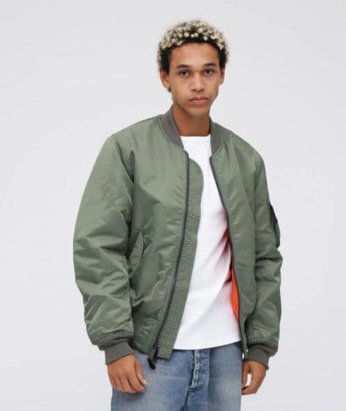 か*！様 AVIREX MA-1 ジャケット オリーブ