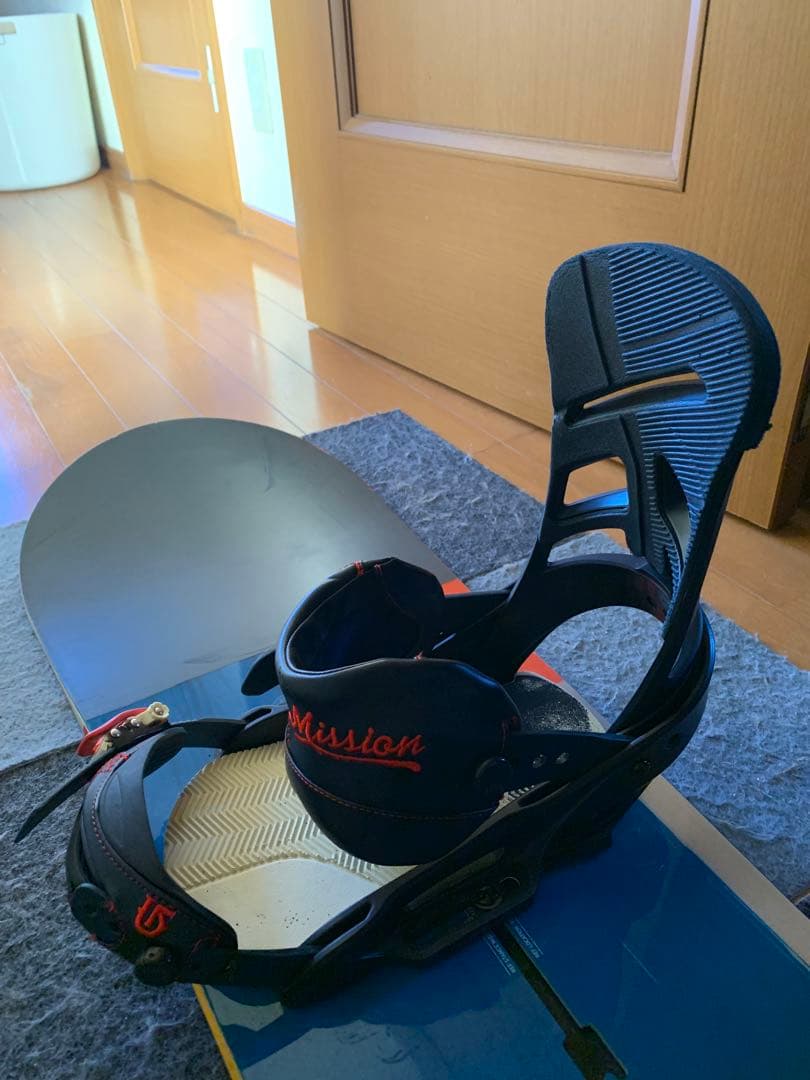 BURTON CUSTOM 156 ミッションビンディング付き