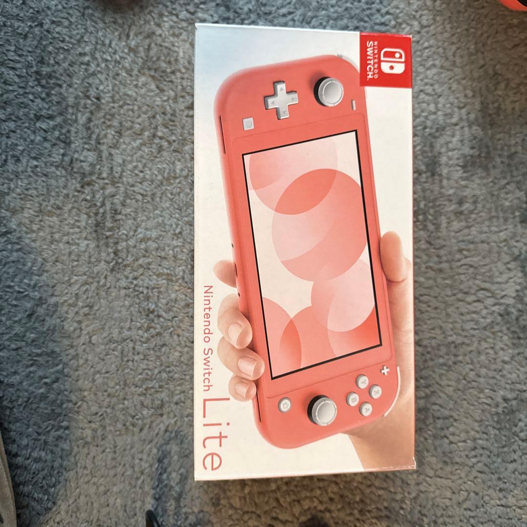 任天堂SwitchLite ピンク 本体　箱、保護フィルム、本体カバー、ケース付