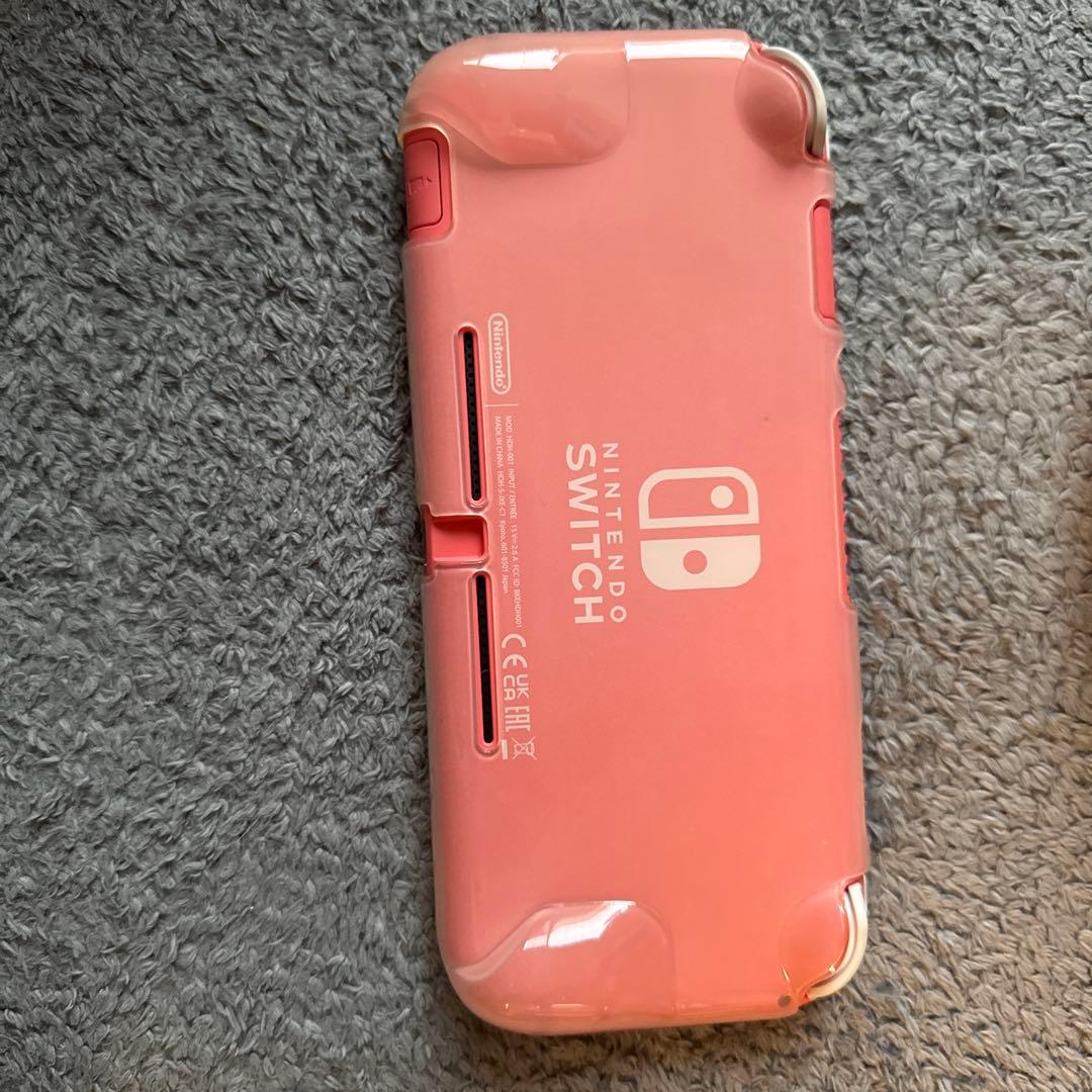 任天堂SwitchLite ピンク 本体　箱、保護フィルム、本体カバー、ケース付
