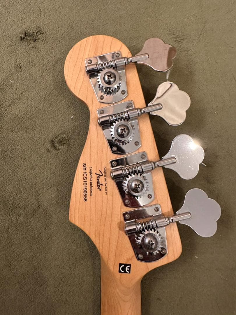 Squier by Fender スクワイヤー Jazz Bass　超極美品！