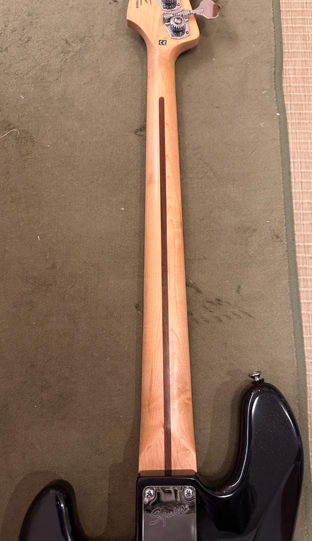 Squier by Fender スクワイヤー Jazz Bass　超極美品！