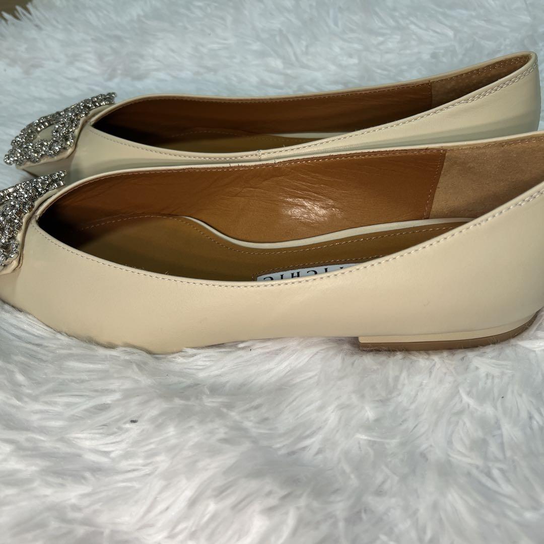 ✨新品未使用✨PIPPICHICピッピシック　バックル　レザー　ベージュ　完売品