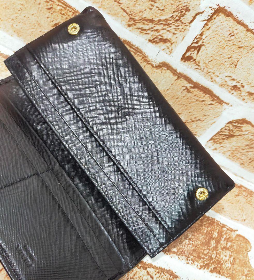 リボン付きブラック長財布