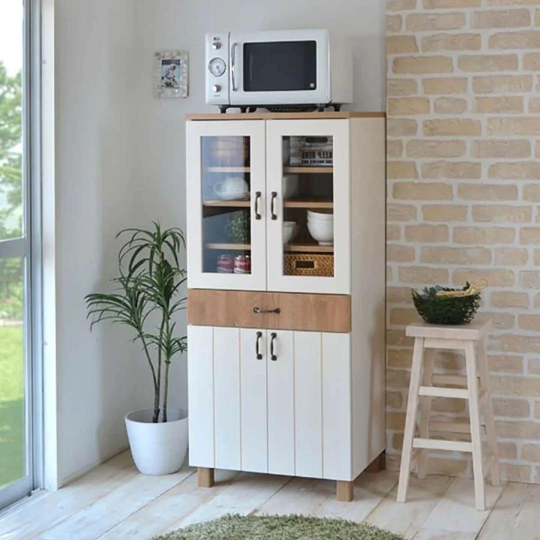 【食器棚】フレンチカントリー調・ニトリ