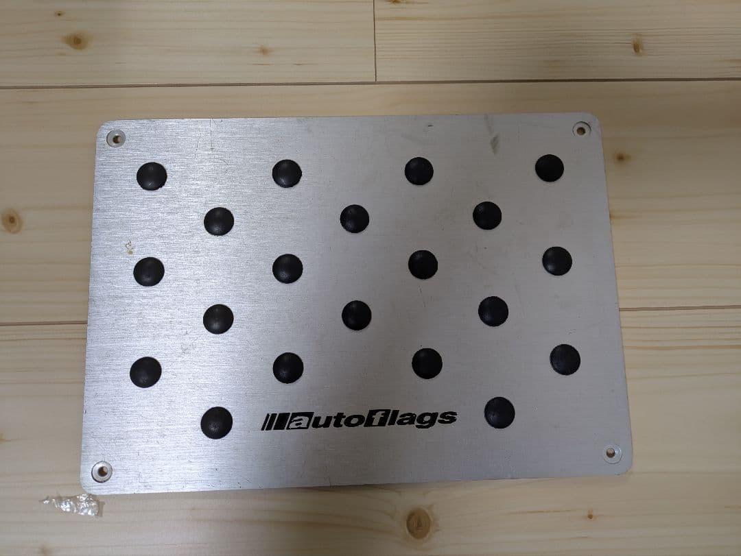 デリカD5 前期 オートフラッグス　ペダル　カバー