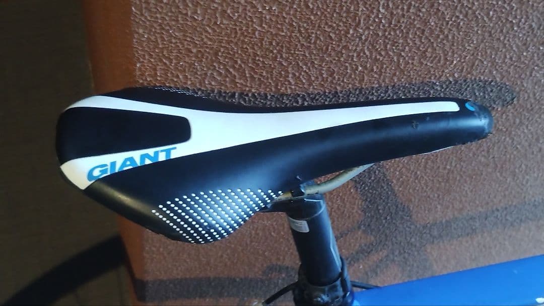 GIANT　DEFY3　ロードバイク SORA