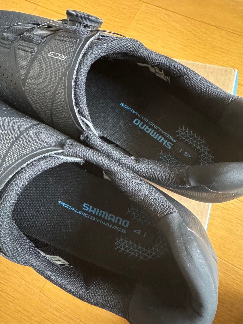 Shimano RC3ブラック シューズ