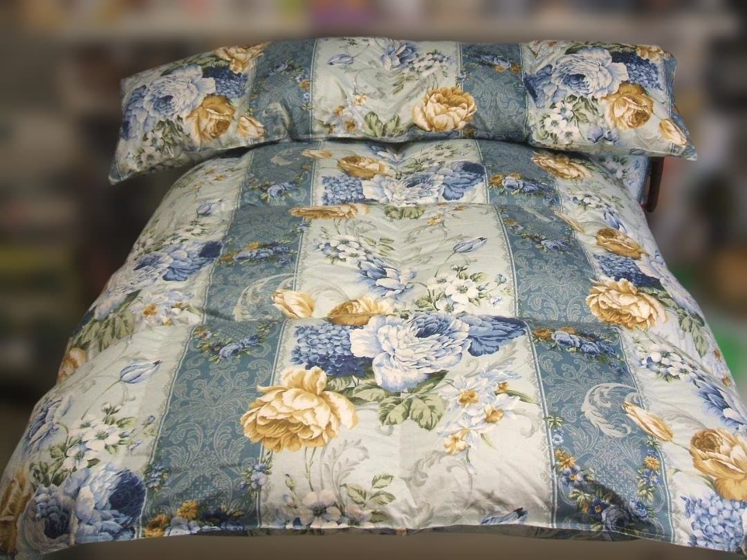 残１点買い得品‼️新品＊ロイヤル＊フランス９３％＊増量１，３キロ＊羽毛布団ＳＢ