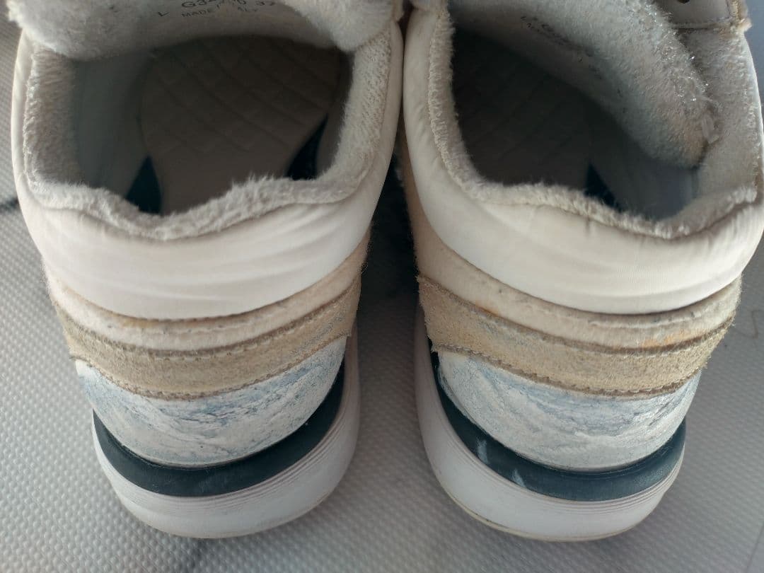 CHANEL　ツイードスニーカー