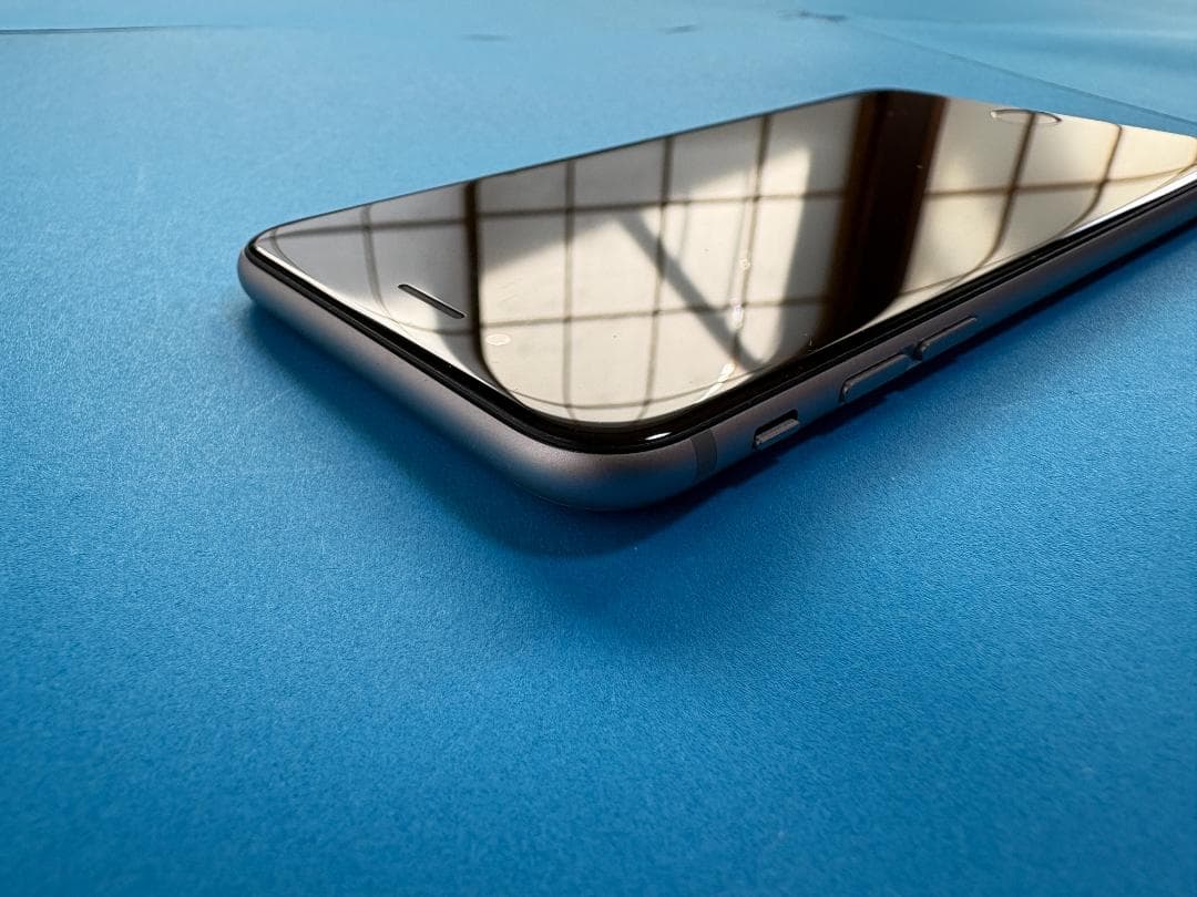 【超美品】iPhone 6 バッテリー100% 中国版 SIMフリー グレイ