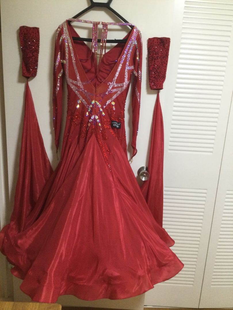 新品　社交ダンス用赤いドレスM〜L