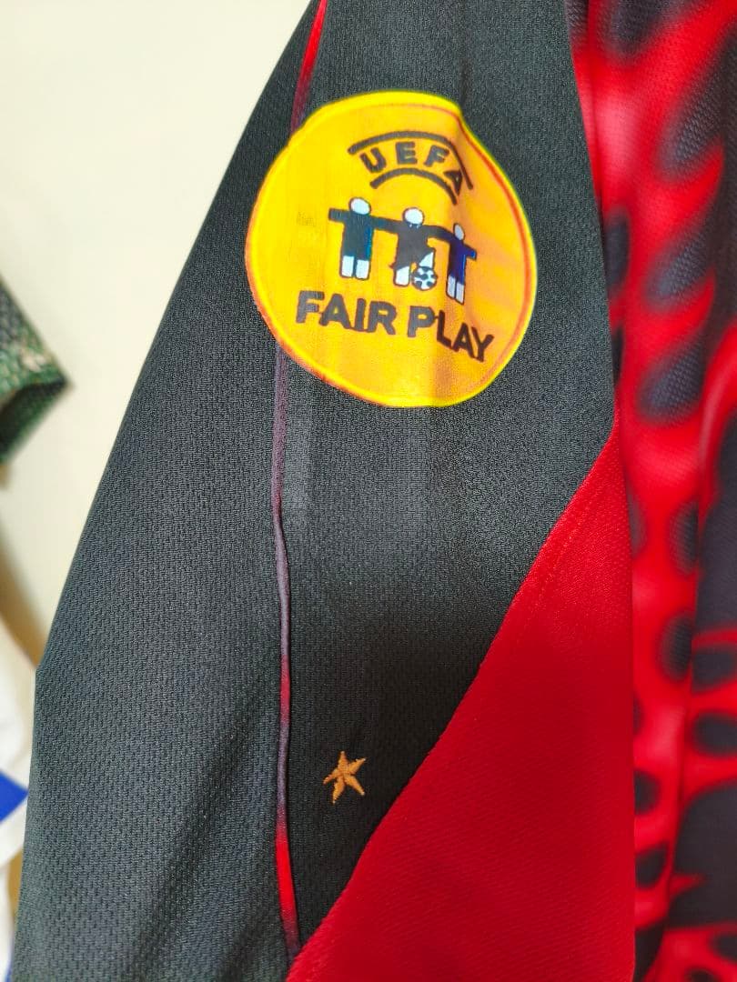 イングランド代表 Umbro ゴールキーパーシャツ JAMES