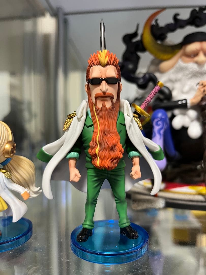 シャア　ワンピース　フィギュア　ギロチン中将　海軍　ガレージキット