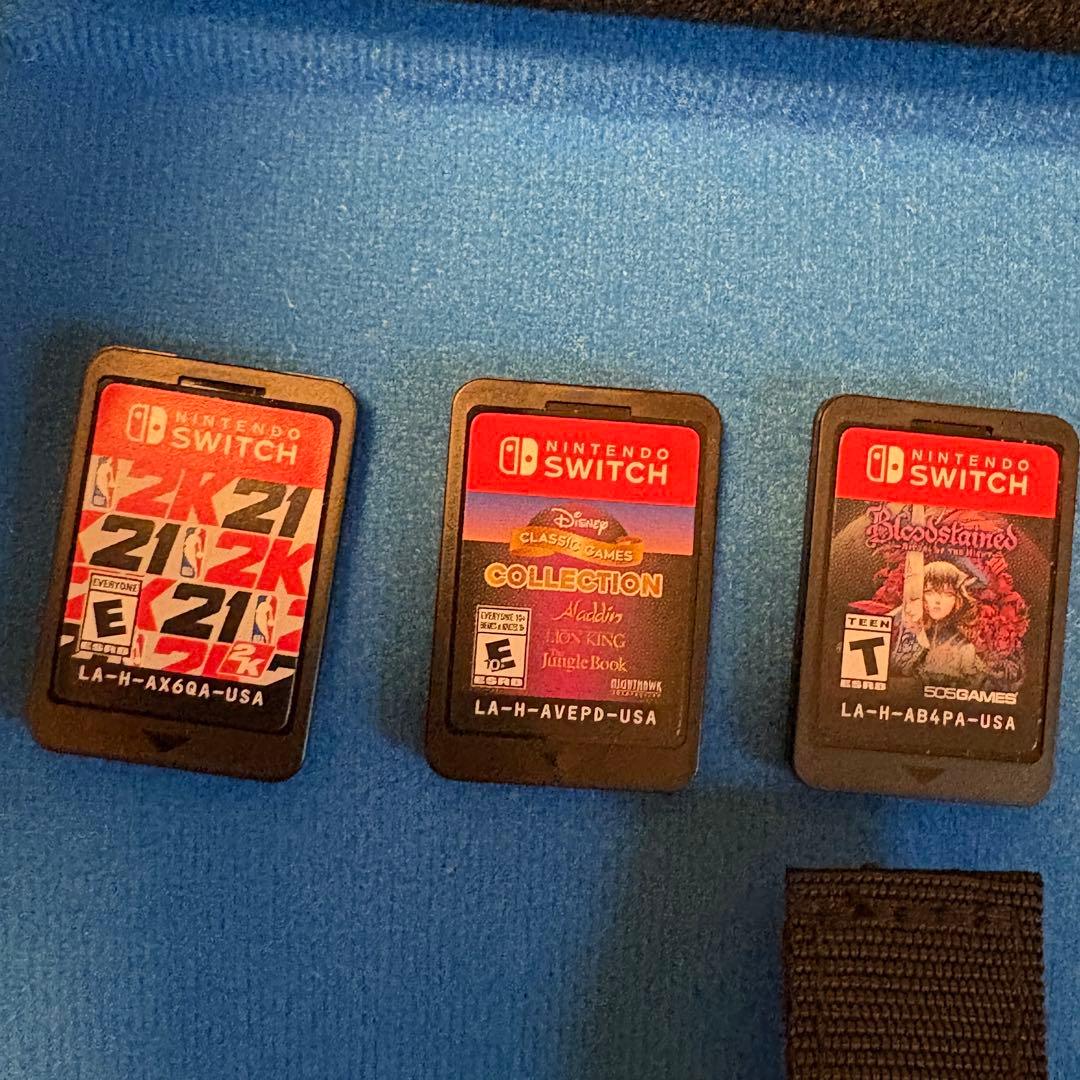 Nintendo Switch Lite イエロー　& マリオケース