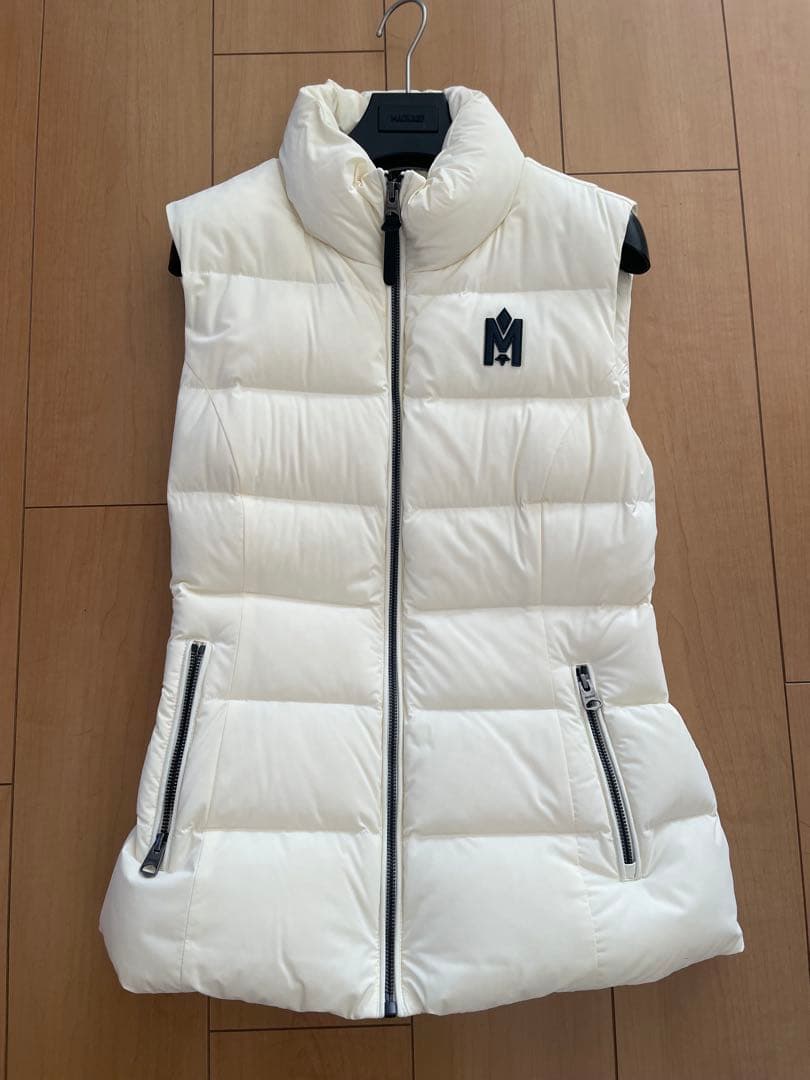 MACKAGE ホワイト ダウンベスト Sサイズ ★マッカージュ★