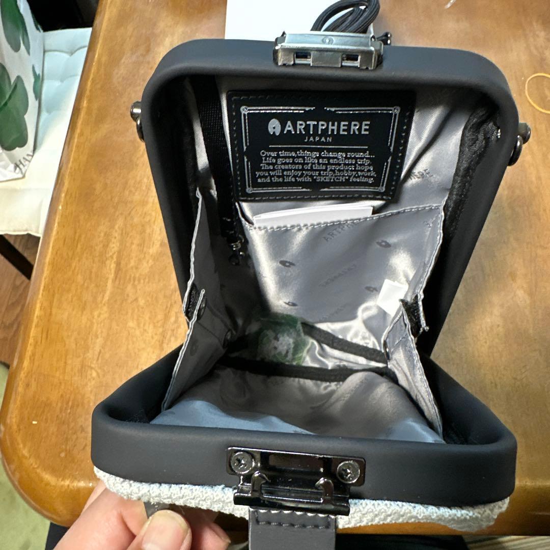 ARTPHERE アートフィアー ミニショルダーバッグ ブラック ホワイト