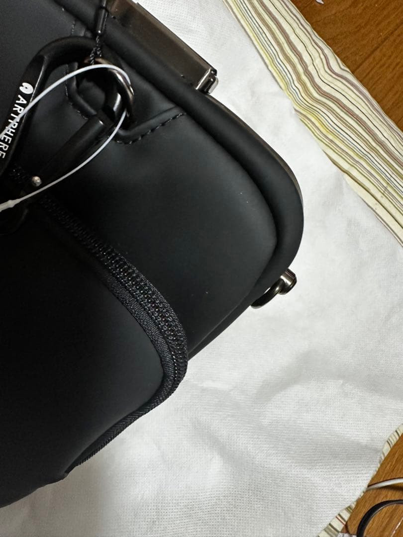 ARTPHERE アートフィアー ミニショルダーバッグ ブラック ホワイト