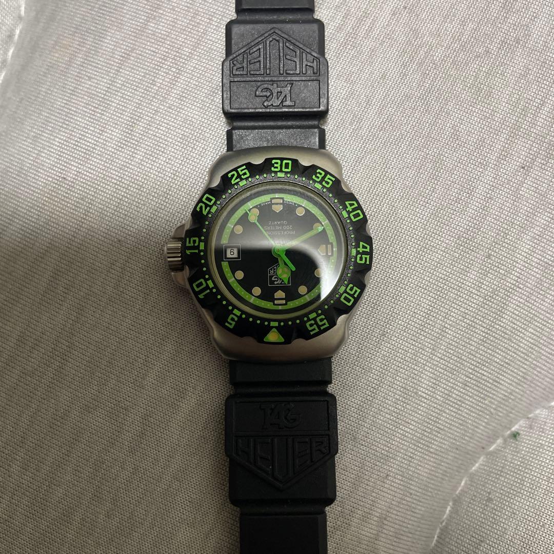 タグホイヤー　フォーミュラ1 グリーン　375.508(箱、説明書付き)