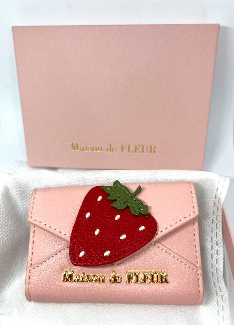 ◆☆ひろみん☆お取置き◆【新品】Maison de FLEURꕤいちごキーケース