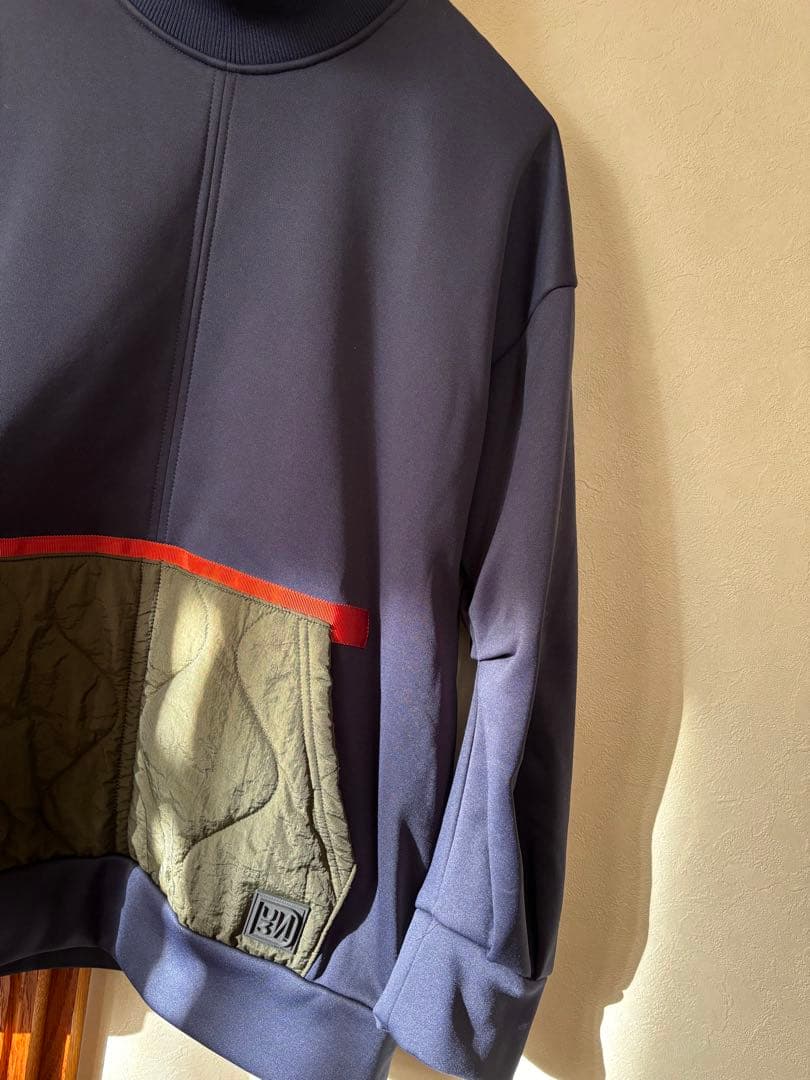 UN3D. キルティングドッキングスウェット