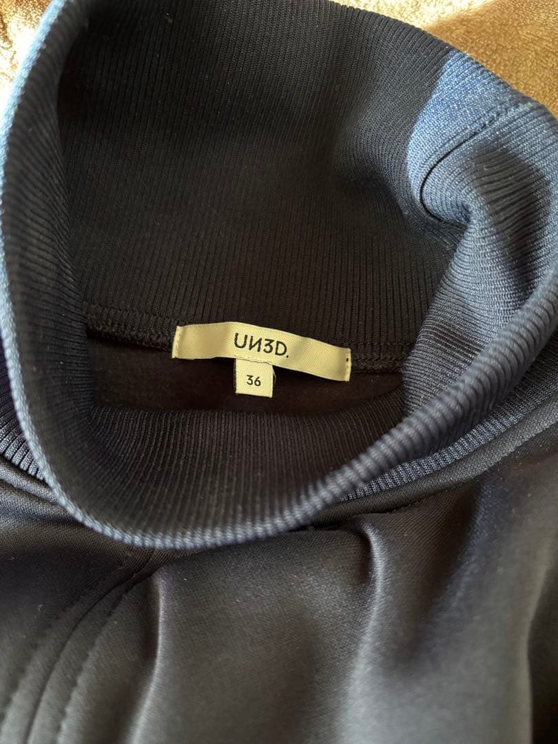 UN3D. キルティングドッキングスウェット