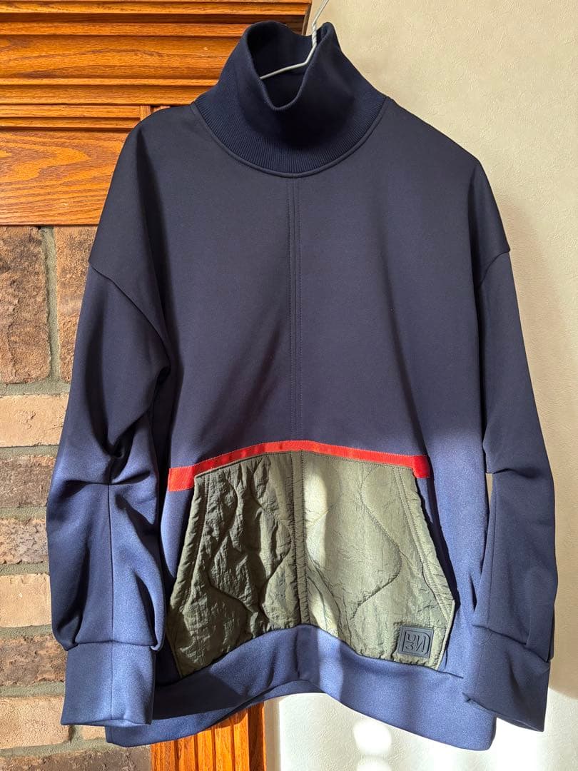 UN3D. キルティングドッキングスウェット