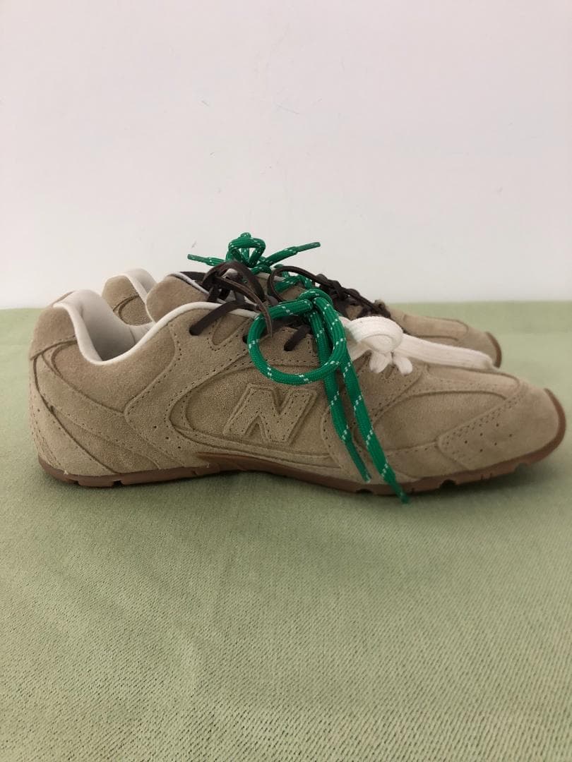 靴23.5 Miu Miu New Balance スニーカー 超美品　鞋未使用