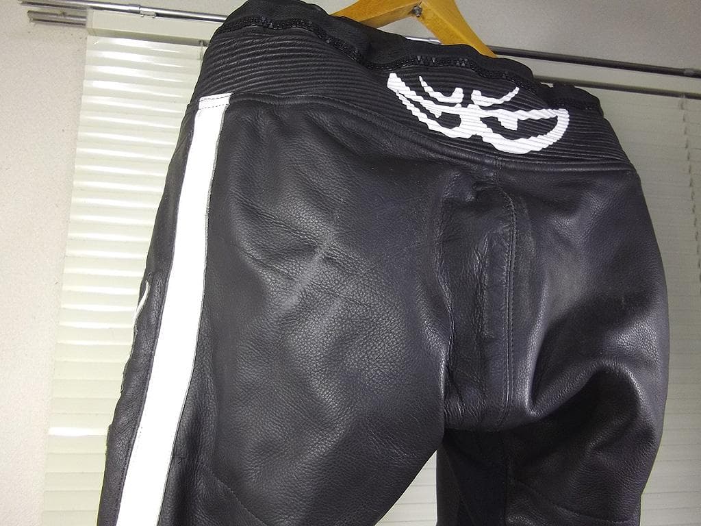 専用！ベリック BERIK2.0 レーシング革パンツ サイズ50 バンクセンサー