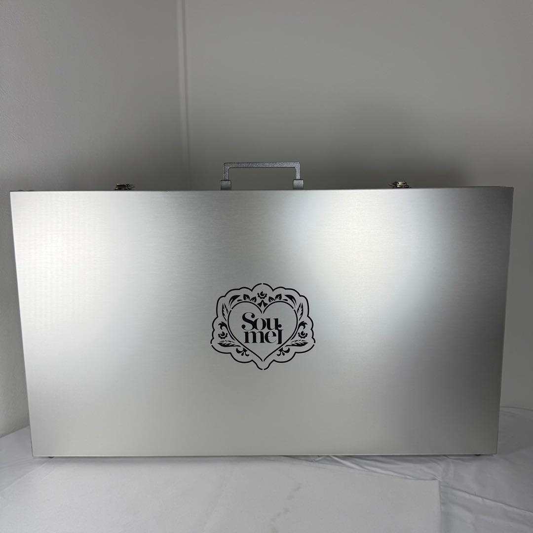 ソウメイ　アタッシュケース　ル セクストゥール　レッド　ブラック　シルバー