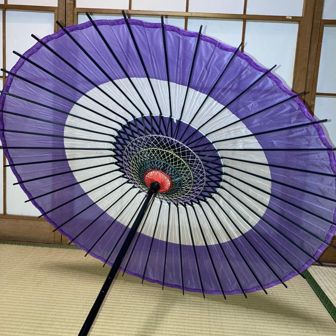 美品 紫 白 絹傘 真鍮のネジ継ぎ 舞傘 日傘 日本舞踊 おどり傘 布袋付