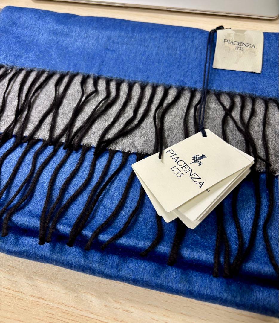 PIACENZA カシミアシルク青 銀色　二色　フリンジ付きマフラー