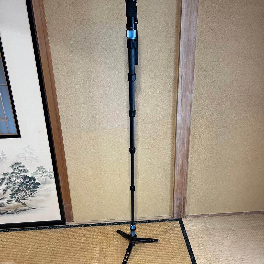 ブ*ん様 SIRUI シルイ　カーボン製　マルチファンクションビデオ一脚　P-4