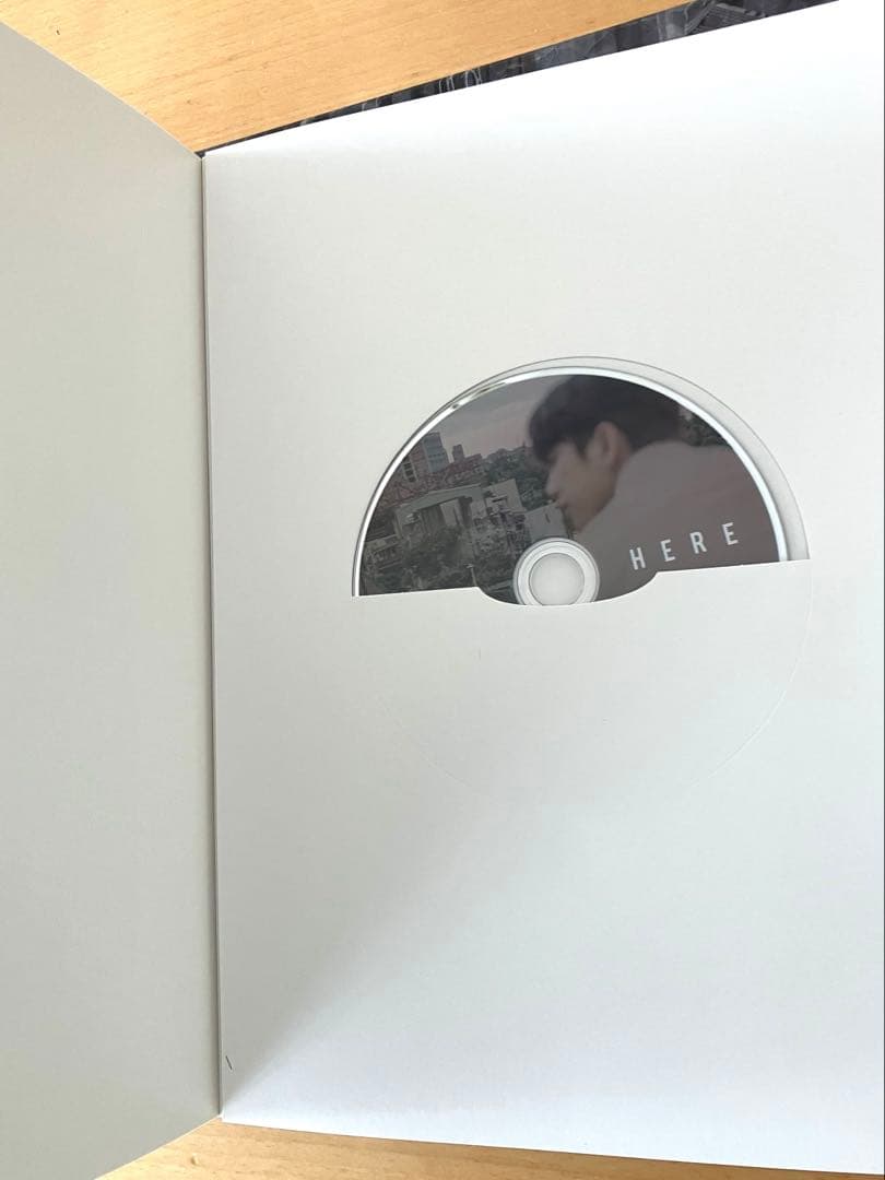 DVD付　GOT7 ジニョン写真集　HEY GUYS HEAR, HERE2冊