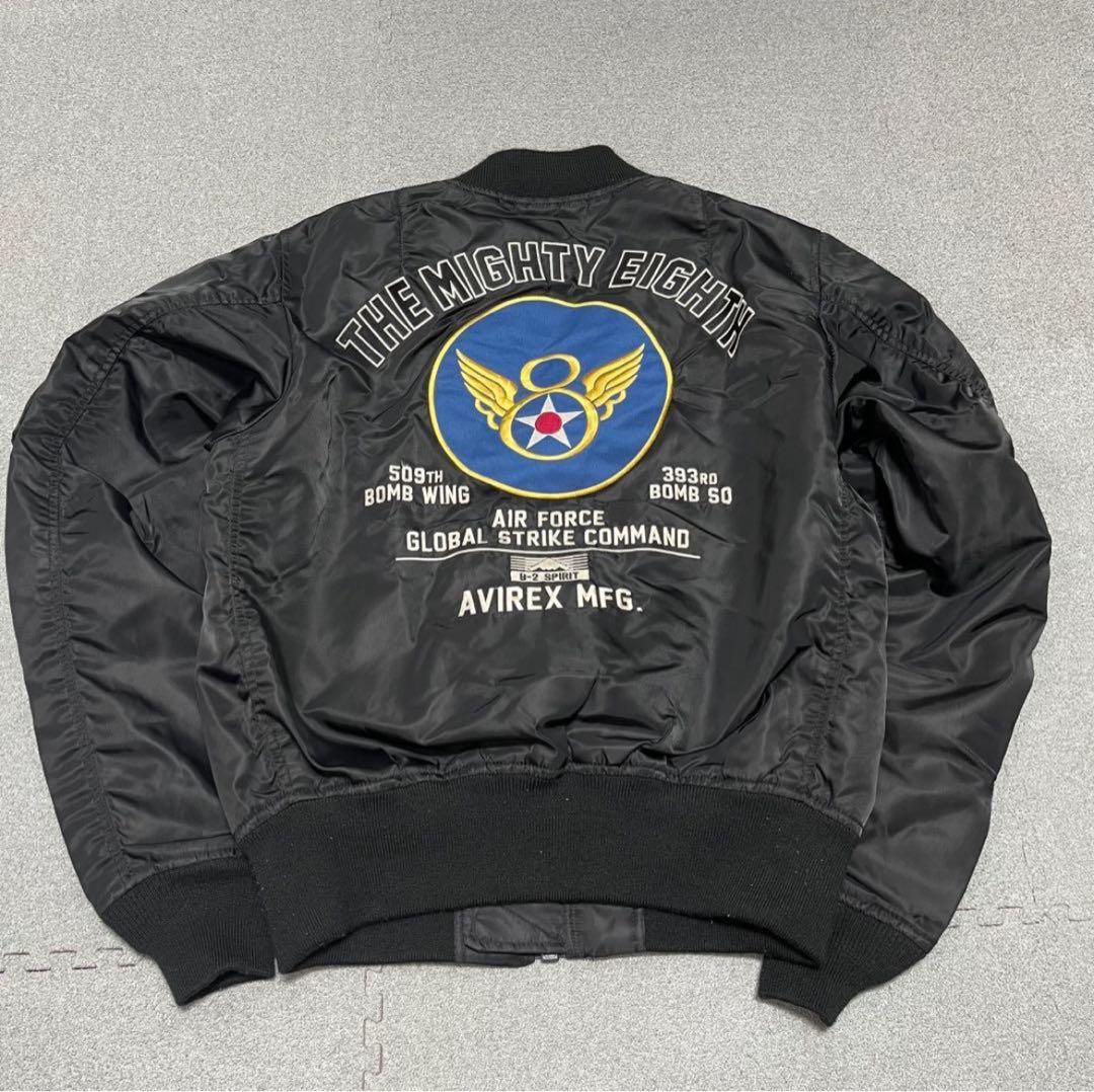 880 AVIREX B-2 SPIRIT 刺繍ロゴ 背面ビッグ 8AF モデル