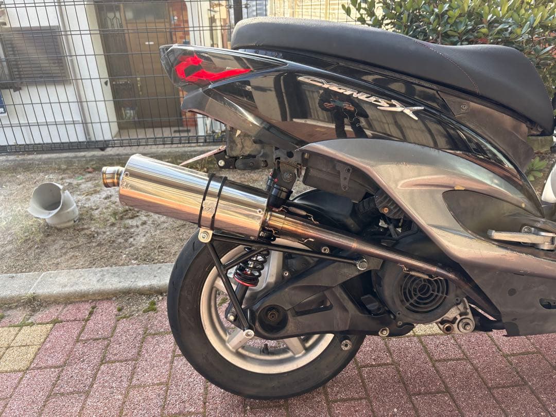 シグナス1.2.3型ガレージバル 100π レース用マフラー タイプ3 マフラー