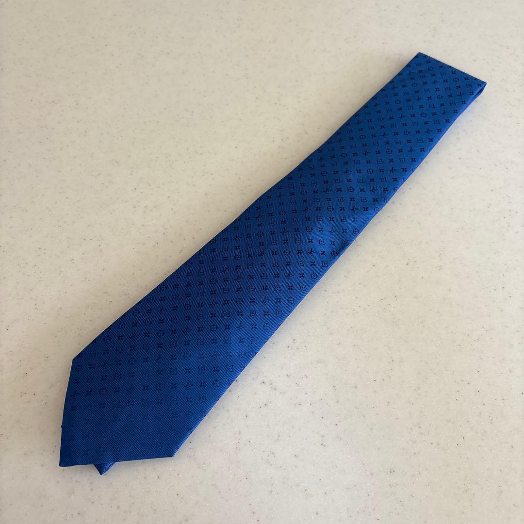 LOUIS VUITTON ネクタイ 青色 モノグラム