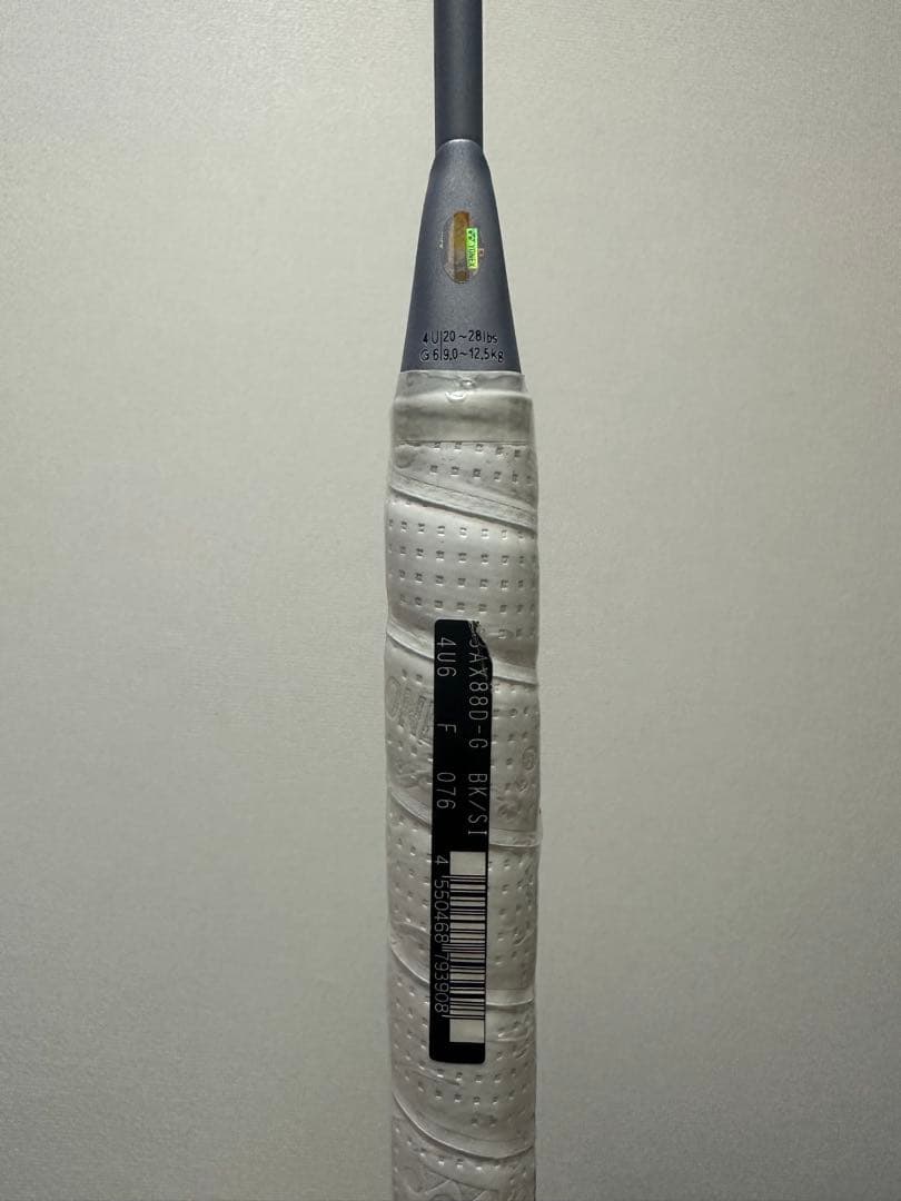 ヨネックスリパドaントン一ムプラックシルバ一4U6 3AXB8DQロク88D