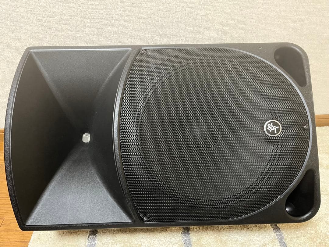 Mackie THUMP15 パワードスピーカー 2台 スピーカーケーブル2本付