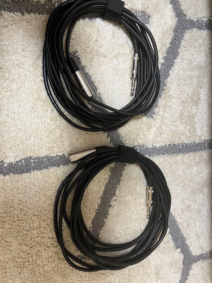 Mackie THUMP15 パワードスピーカー 2台 スピーカーケーブル2本付