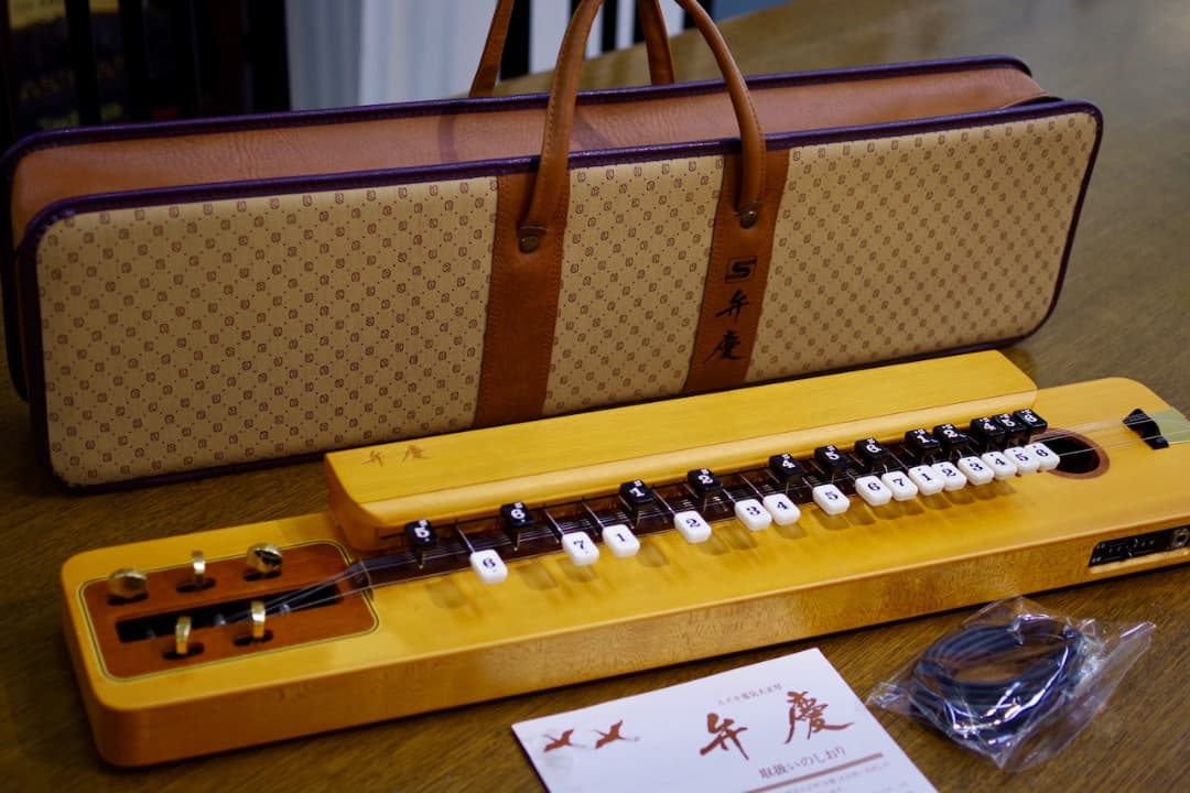 スズキ 高級電気大正琴「弁慶」（極上美品）