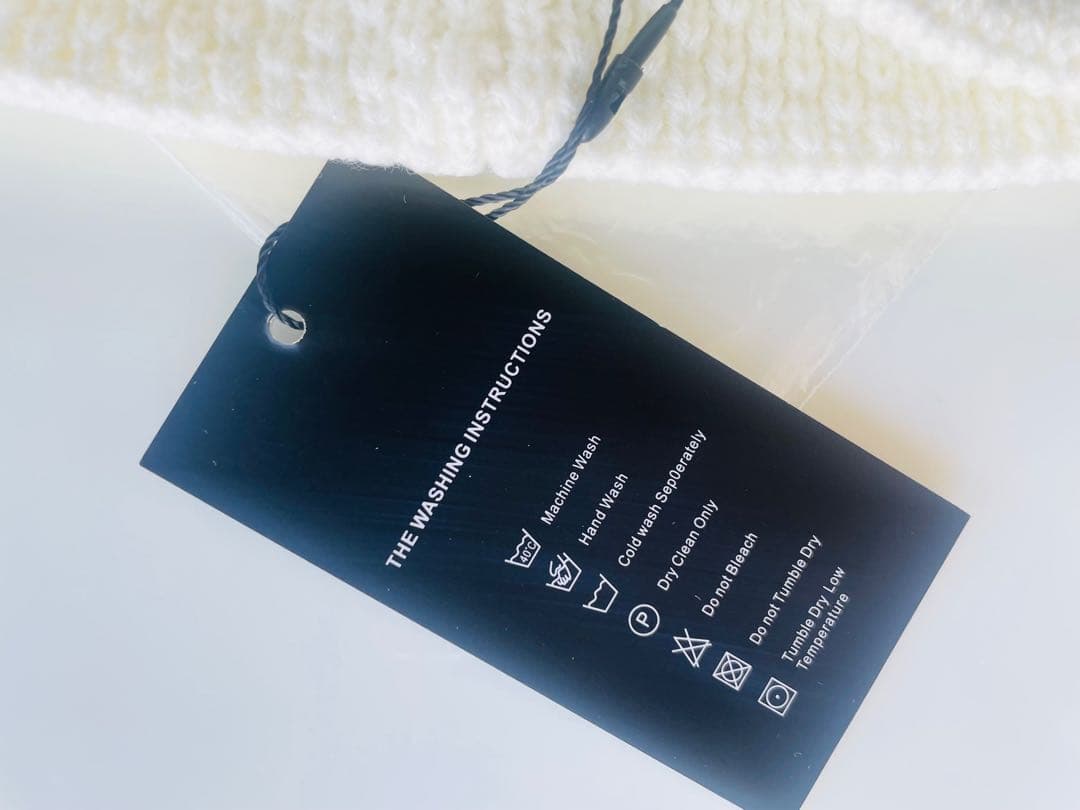 2/3終　ノベルティ　白　ニット帽