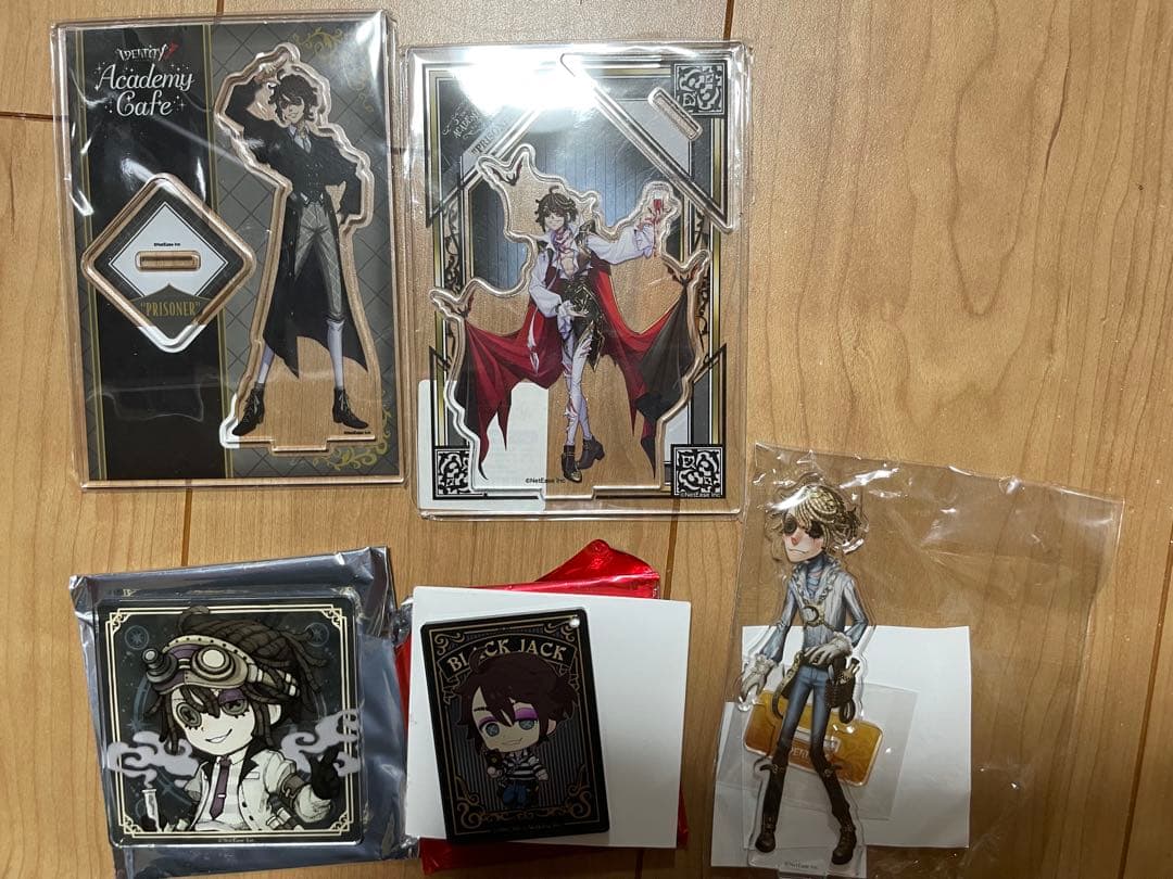 第五人格　囚人　アクスタ　キーホルダーセット