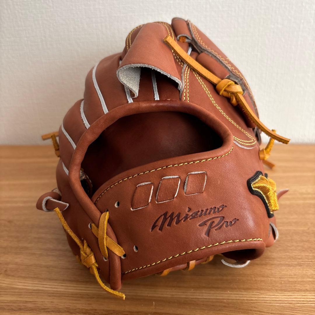 ミズノプロ　投手用　硬式　グローブ　グラブ　高校野球対応　定価66,000円