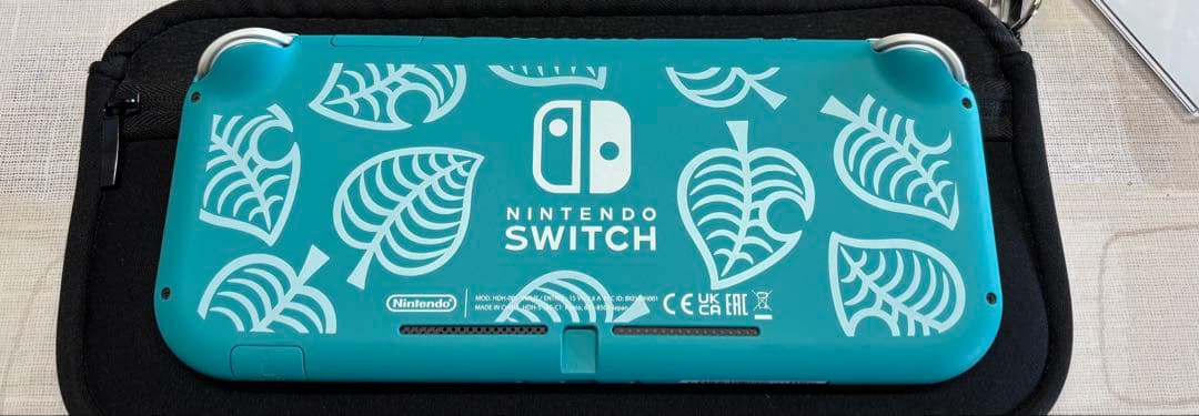 nintendo switch lite 本体　あつまれどうぶつの森　ver